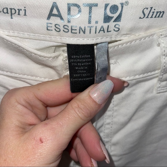 APT. 9 White Slim Denim Capri Pants 6 - Picture 6 of 8